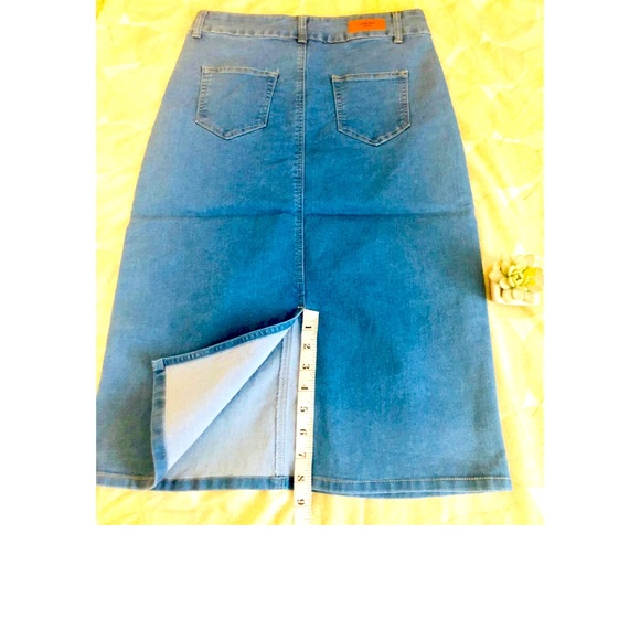 Blue Stretchy Denim Skirt - Picture 2 of 6